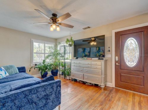 2222 51st St, Saint Petersburg, FL 33707-4926