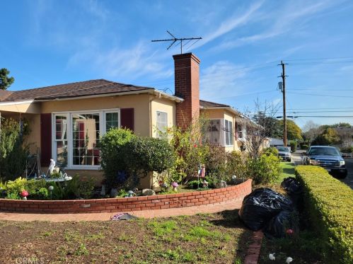 3930 Elm Ave, Long Beach, CA 90807-2705