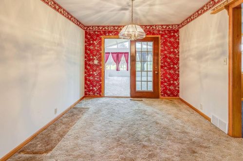 11860 Green Valley Rd, Mount Vernon OH  43050-9624 exterior