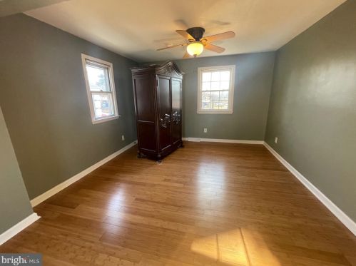 931 Center Ave, Gloucester NJ  08031-1610 exterior