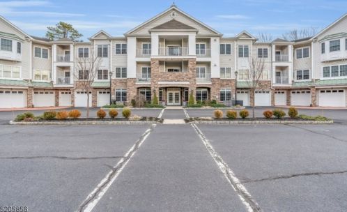 6207 Falston Cir, Old Bridge, NJ 08857-7001