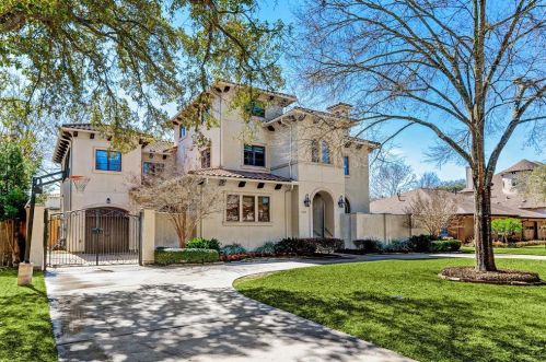 5211 Holly St, Bellaire, TX 77401-4803