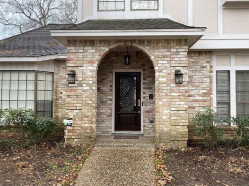 2906 Eagle Creek Dr, Humble, TX 77345-1312