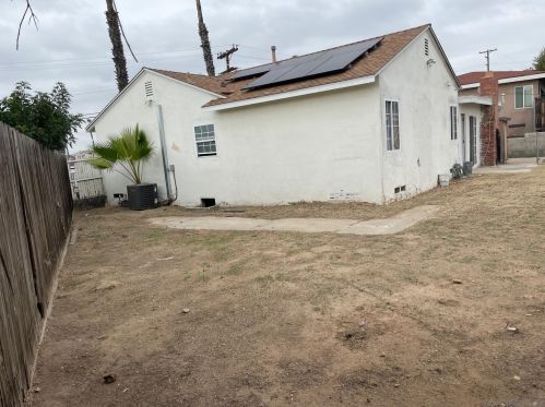 5275 Reynolds St, San Diego CA  92114-6241 exterior