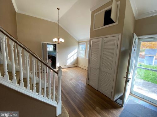 825 Elizabeth Dr, Molino PA  17961-1503 exterior