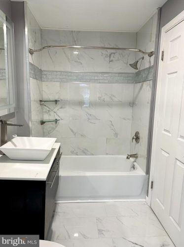 1229 Heald St, Wilmington DE  19802-5240 exterior