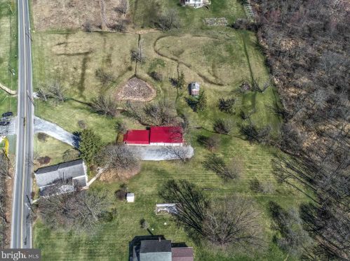 210 Hoernerstown Rd, Hummelstown PA  17036-9503 exterior