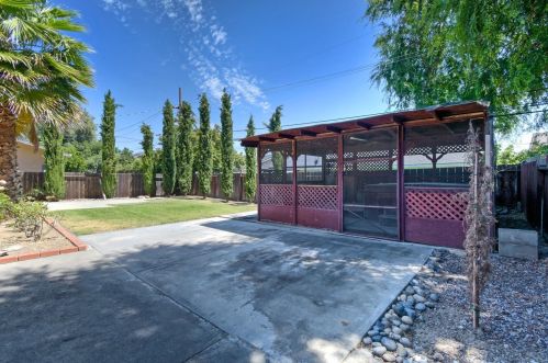 2450 New Jersey Ave, San Jose CA  95124-1328 exterior