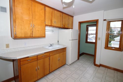 2128 58, Milwaukee WI 53219-1540 exterior