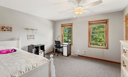 2921 Paget Ct, Thiensville WI  53092-2320 exterior