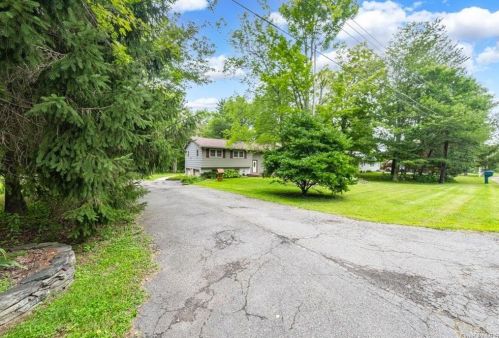6 Sunset Dr, Monticello NY  12701-4500 exterior