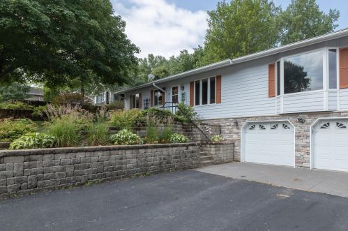 7827 Cooper Ave, South Saint Paul, MN 55076-3124
