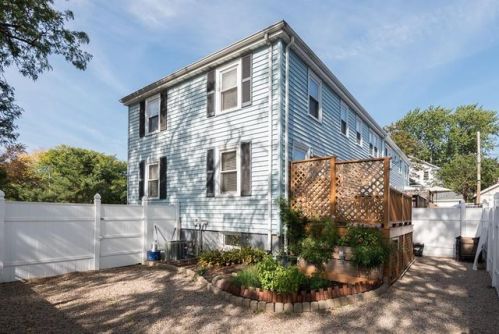 1 Bay State Rd, Quincy, MA 02171-1511