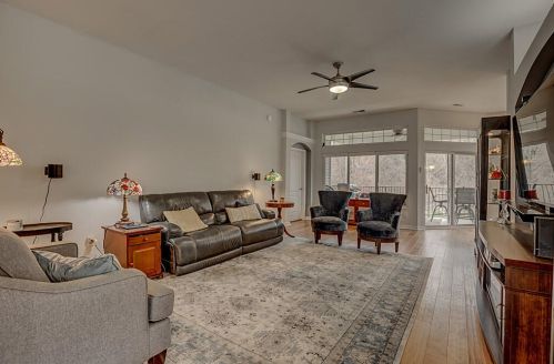 442 Pinnacle Way, Covington KY 41016-1702 exterior