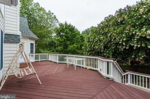 5594 Tucson Ct, Haymarket VA  20169-3145 exterior