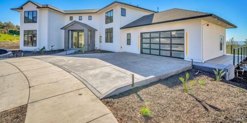 2008 Clearview Cir, Santa Rosa, CA 95403-1786