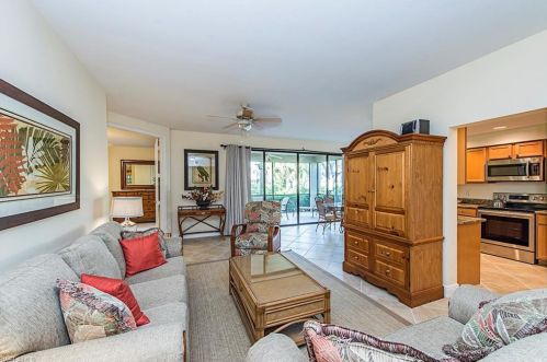 27190 Oakwood Lake Dr, Bonita Springs, FL 34134-1676