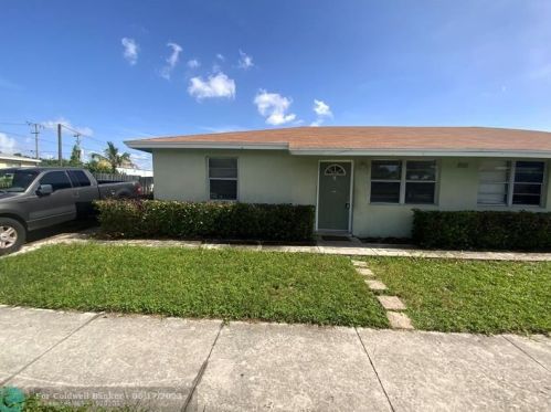 800 10th St, West Palm Beach, FL 33401-3206