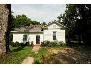 410 Camden Rd, Wadesboro, NC 28170-2634