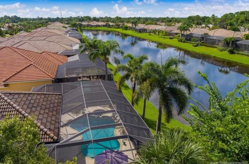 8801 One Putt Pl, Fort Pierce FL  34986-3068 exterior