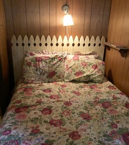 5 Flat Bush Rd, Wantage NJ  07461-4457 exterior