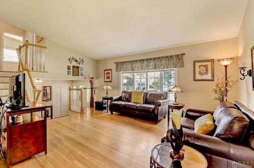 14 Twain Ave, Old Bridge NJ  08857-2109 exterior