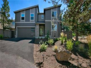 2341 Debron Ln, Bend, OR 97701-4859