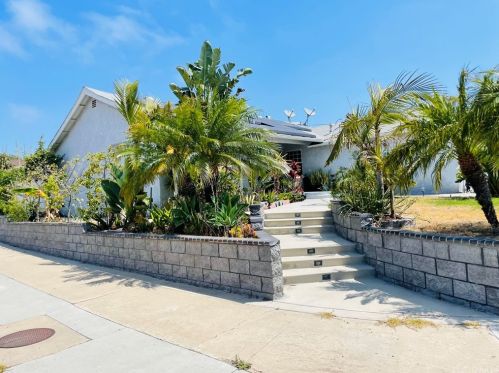 6374 Parkside Ave, San Diego, CA 92139-3751