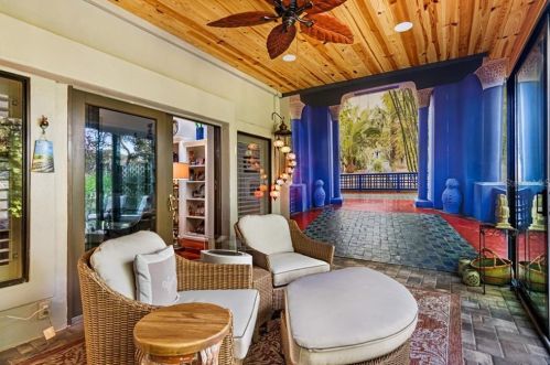 2631 Royal Liverpool Dr, Tarpon Springs FL 34688-6336 exterior