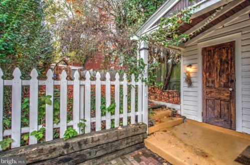 546 Orange St, Lancaster PA  17603-3669 exterior