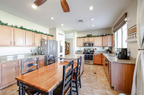 17424 Lundberg St, Sun City AZ  85388-1278 exterior