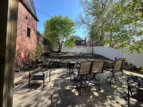 647 3rd St, Boston MA  02127-2318 exterior