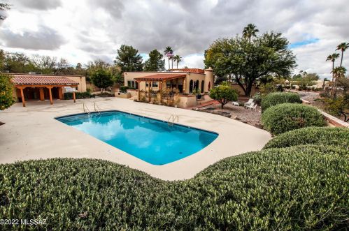 7204 Camino Vecino, Tucson AZ 85715-3418 exterior