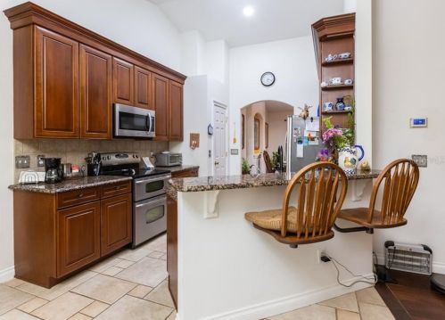 1026 Lakeshore Blvd, Kissimmee, FL 34744-5429
