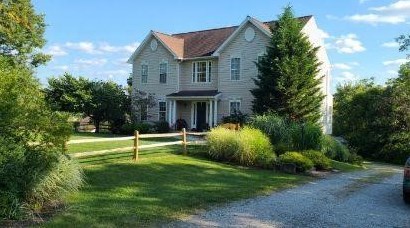 133 Cherrywood Dr, Glenshaw, PA 15116-2601