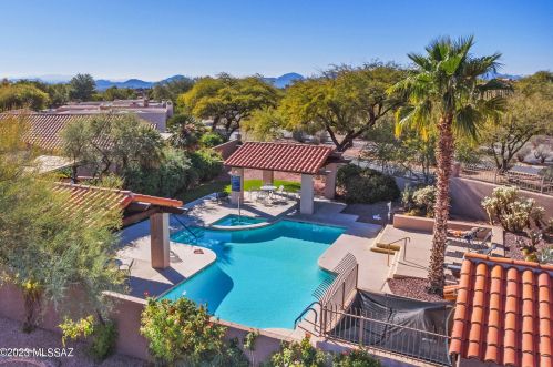 5972 Misty Ridge Dr, Tucson, AZ 85718-3438