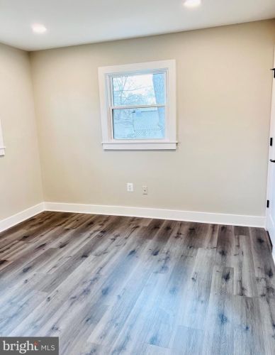 3209 Bayfield Dr, Woodbridge VA  22193-1301 exterior