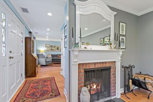 27 Fountain Rd, Briarcliff NY  10510-2234 exterior