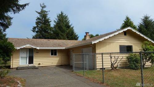 49 Schram Dr, Hoquiam, WA 98550-9719