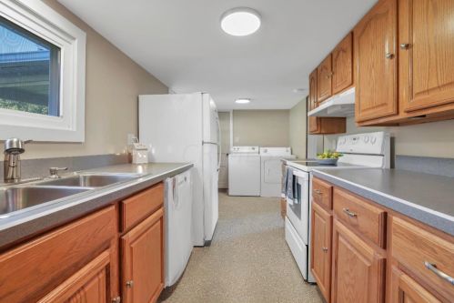 18602 Laurel St, Laurelville OH  exterior