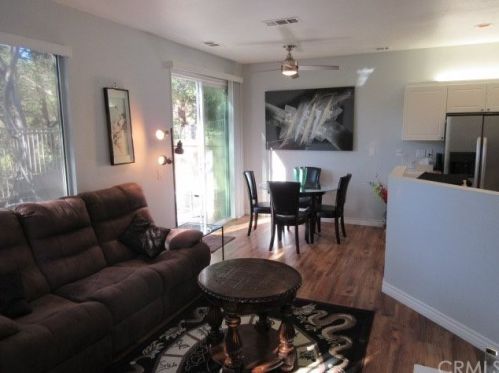 26951 Hillsborough Pkwy, Santa Clarita, CA 91354-2451