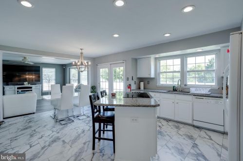 218 Harrogate Dr, Lumberton Township NJ  08048-5050 exterior