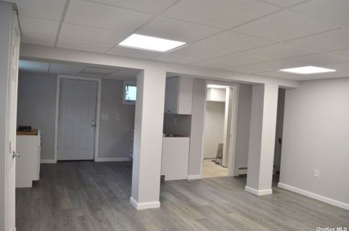 355 Heathcote Rd, North Lindenhurst NY  11757-1744 exterior