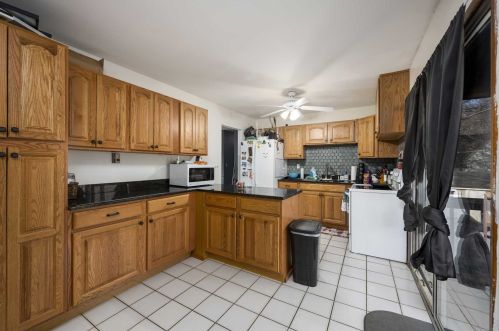 35 Montfort Rd, New Hamburg NY  12590-3520 exterior