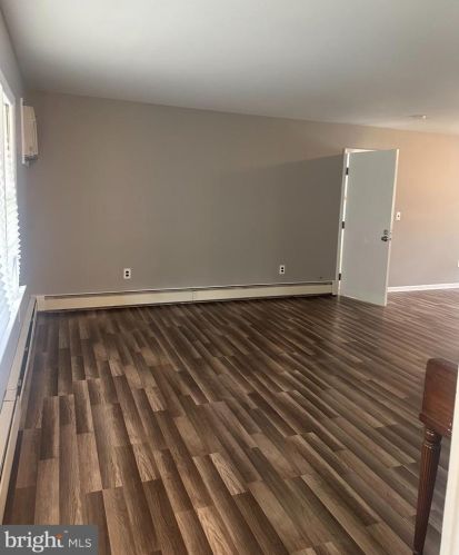 142 Hazelhurst Ave, Lawrence Township NJ  08638-3512 exterior