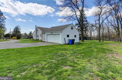 620 Gap Newport Pike, Steelville PA  19310-1760 exterior