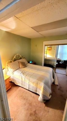 1034 Morris St, Roselle NJ  07203-2716 exterior