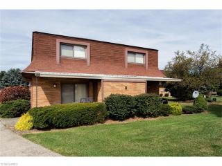 5266 Grafton Rd, Brunswick, OH 44212-1070