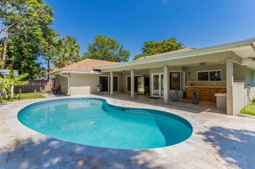 800 18 St, Boca Raton FL 33486-6937 exterior