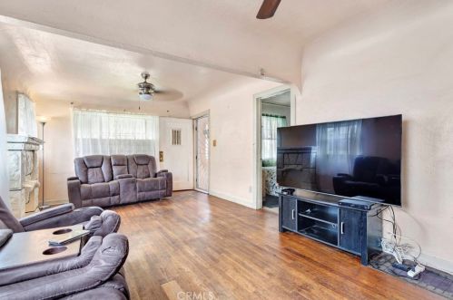 4627 Pine St, Pico Rivera CA  90660-2261 exterior